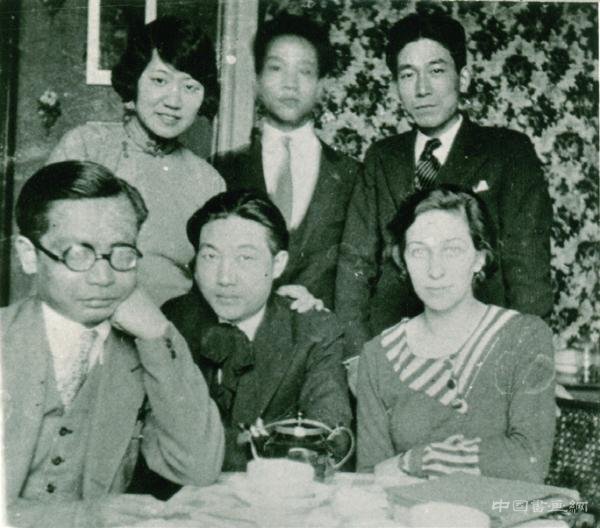 徐悲鸿为何要称刘海粟办的上海美专是“野鸡学校”?