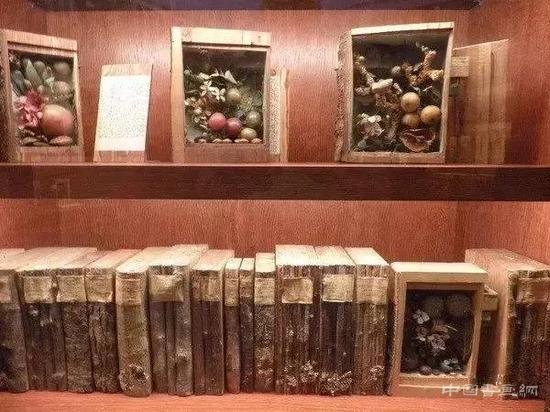 淘出来的作品？烟斗灰混合着威士忌底子的装置作品