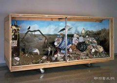 淘出来的作品？烟斗灰混合着威士忌底子的装置作品